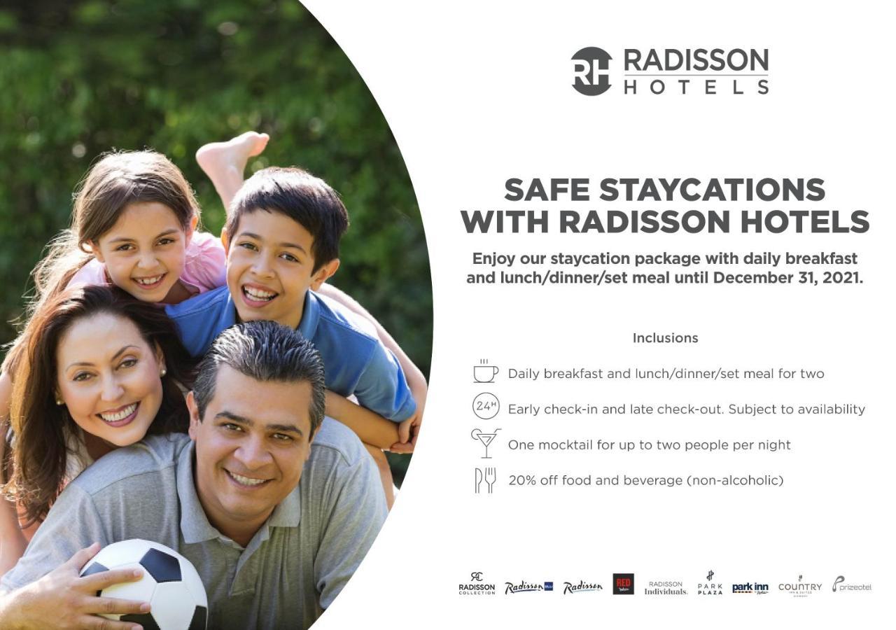 Radisson Blu Hotel, Greater Noida Zewnętrze zdjęcie A Radisson Hotels advertisement