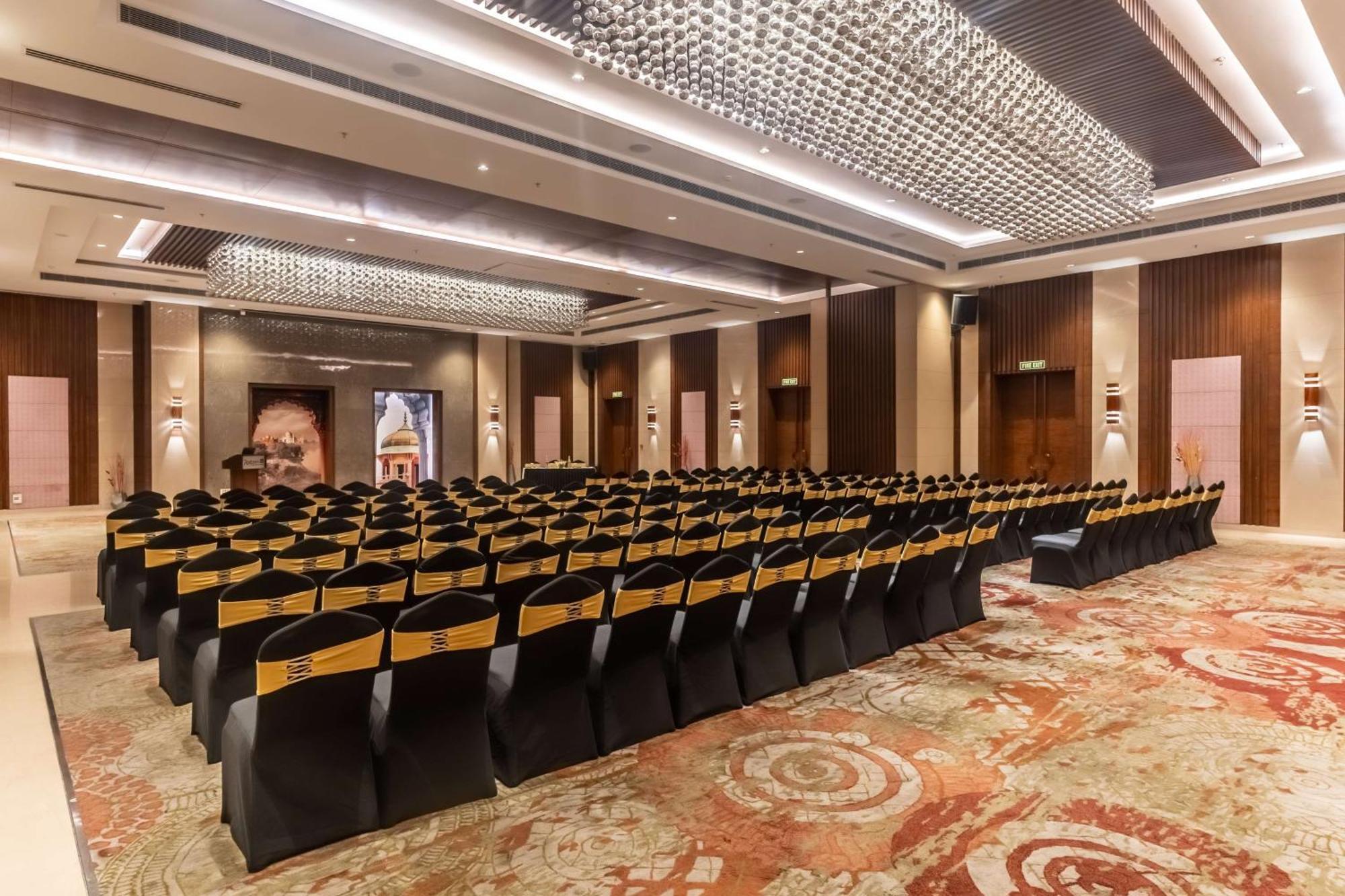 Radisson Blu Hotel, Greater Noida Zewnętrze zdjęcie The Grand Ballroom
