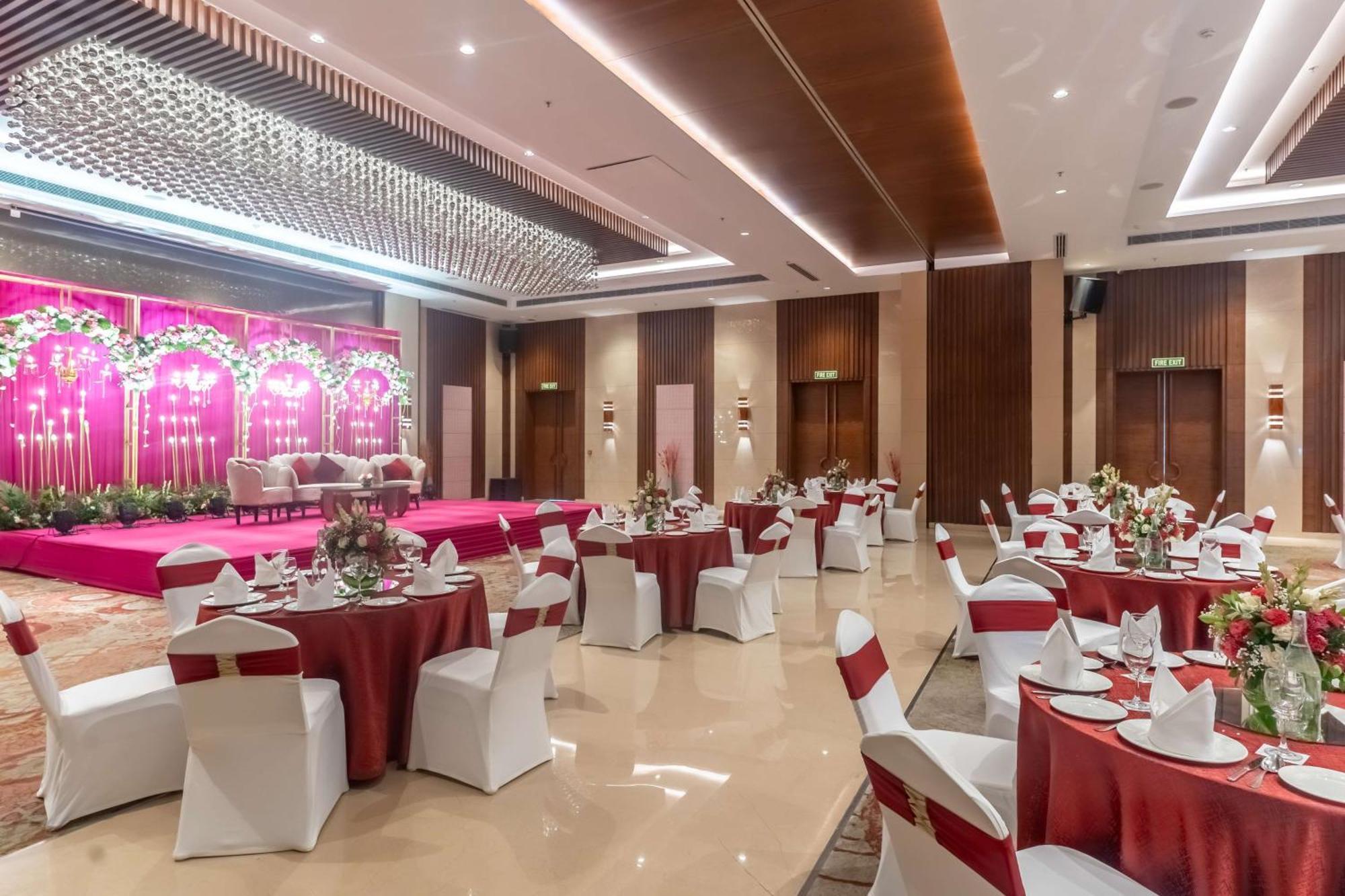 Radisson Blu Hotel, Greater Noida Zewnętrze zdjęcie The Grand Ballroom