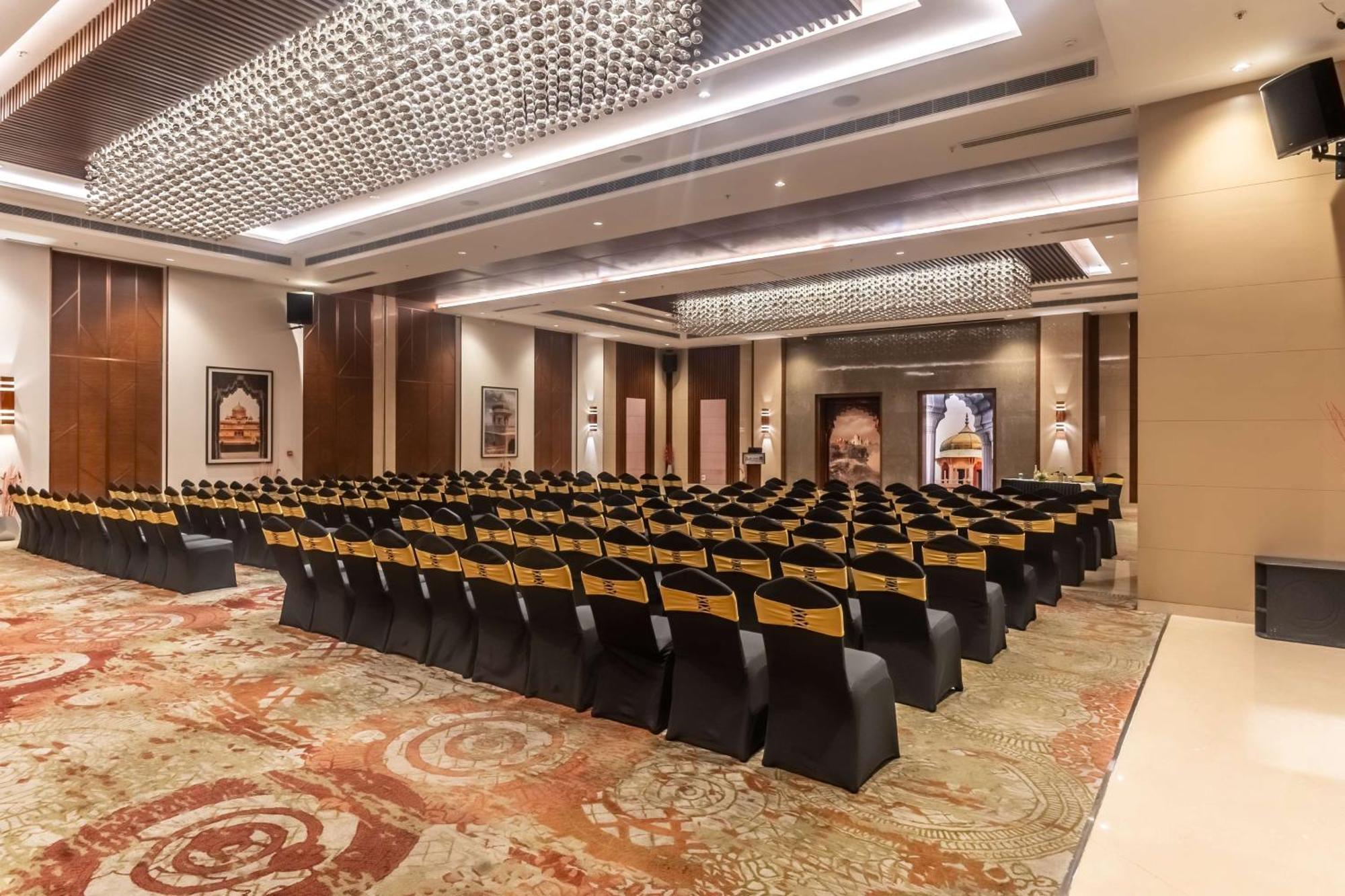 Radisson Blu Hotel, Greater Noida Zewnętrze zdjęcie The Grand Ballroom