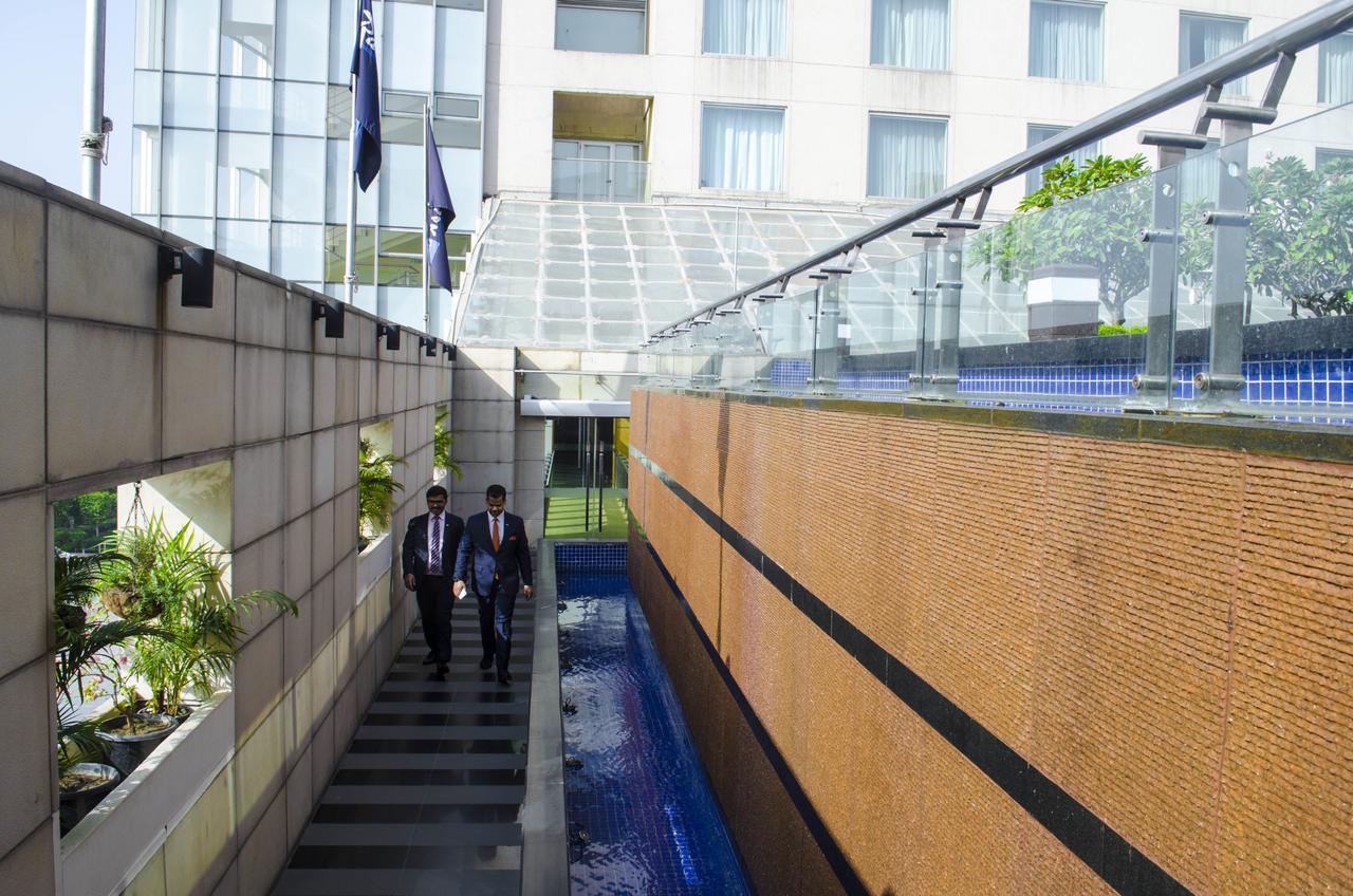 Radisson Blu Hotel, Greater Noida Zewnętrze zdjęcie European Parliament